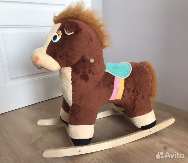 Качалка лошадь