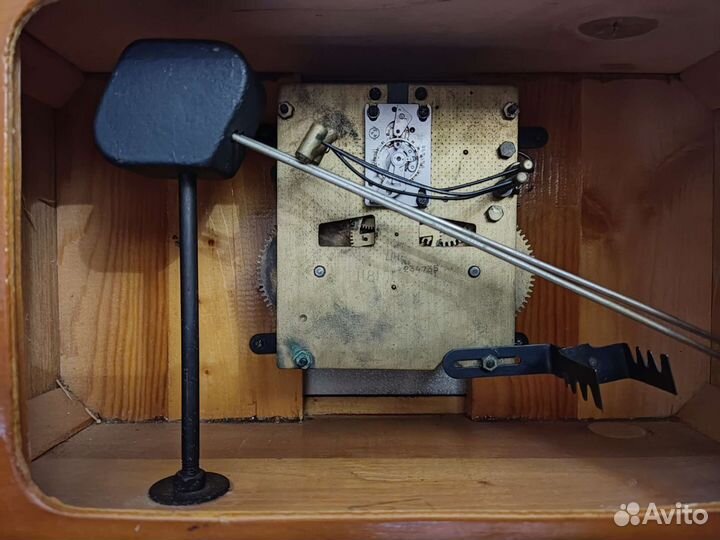 Настольные часы Янтарь с боем