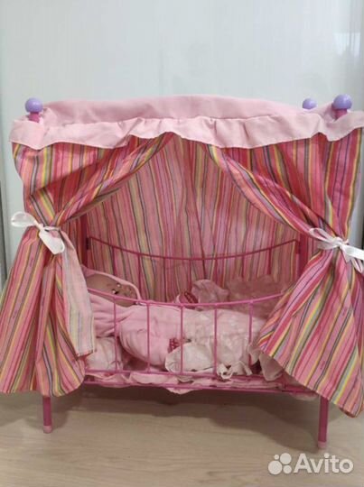 Кроватка для кукол