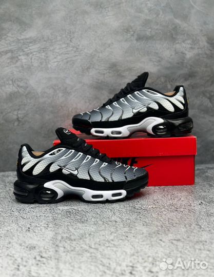 Кроссовки Nike air max Tn plus