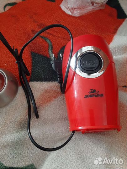 Кофемолка электрическая новая