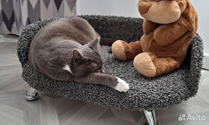 Лежанка диван для кошек и средних животных