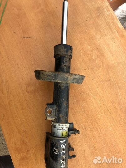 Амортизатор передний левый Opel Vectra B