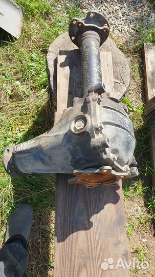 Передний редуктор