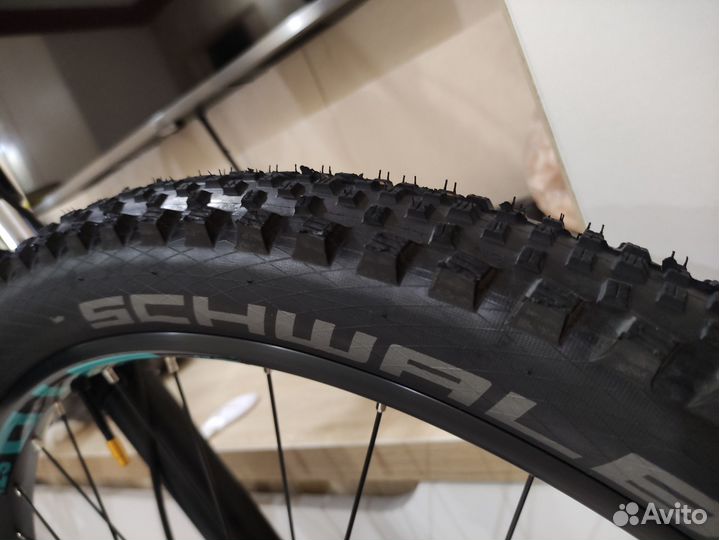 Покрышка Schwalbe Rock Razor 27,5х2.35