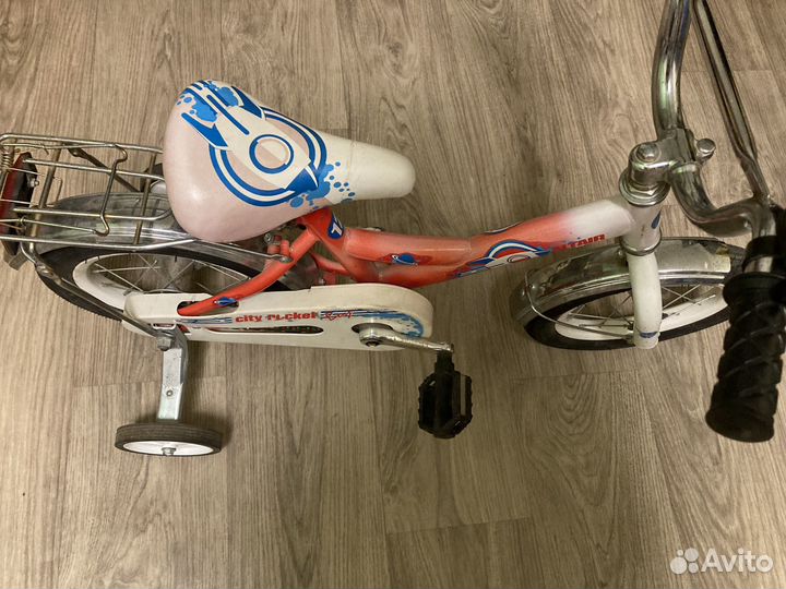 Детский велосипед четырехколесный