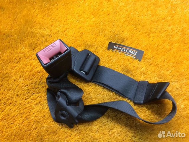 Замок ремня безопасности задний Mercedes-Benz