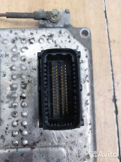 Блок управления двигателем Opel Vectra C Z18XER