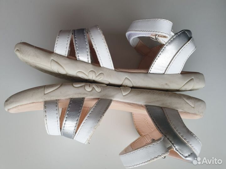 Сандалии Geox для девочки 31 размер