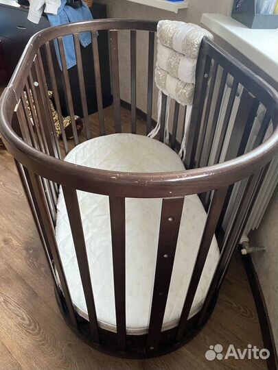 Детская кровать трансформер овальная