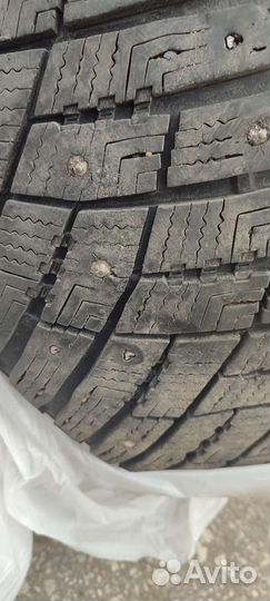 Goodyear Ultragrip Ice Arctic 225/55 R17