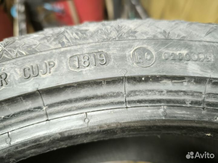 Continental IceContact 2 225/45 R17 94T