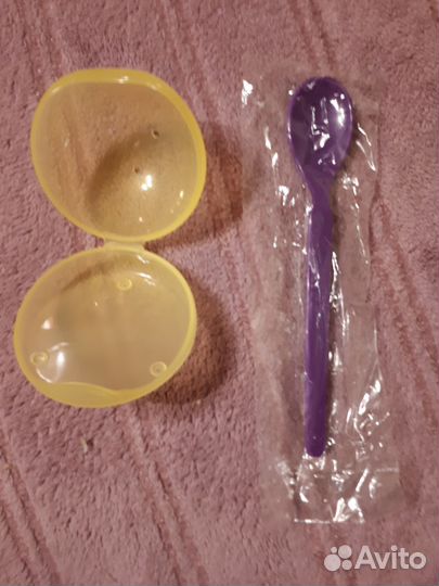 Накладки на грудь новые