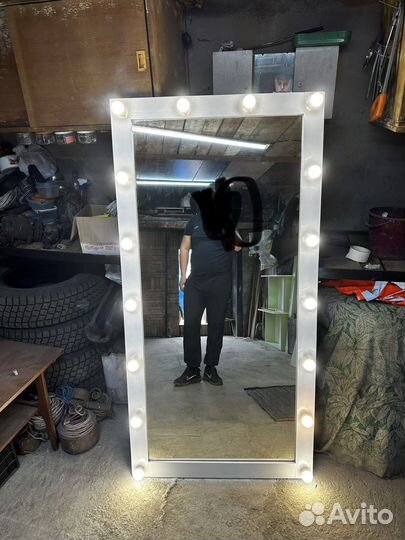 Гримерное зеркало