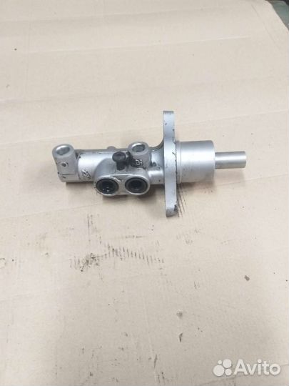 Главный тормозной цилиндр мазда 3 бк