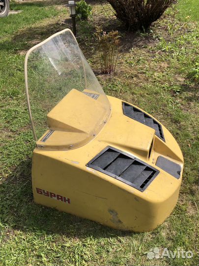 Капот снегохода Буран