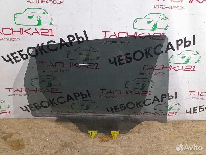 Стекло задней правой двери Nissan Qashqai J10