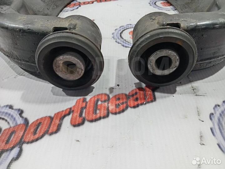 Рычаги нижние передние Mitsubishi Pajero V88W 4M41