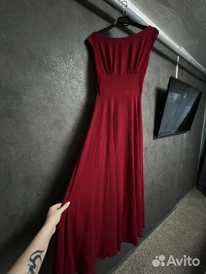 Вечернее платье