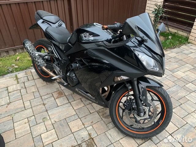 Kawasaki Ninja EX300B ABS