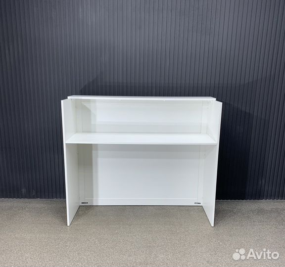 Ресепшн. Стойка администратора