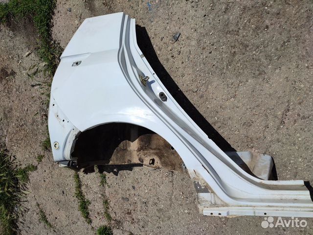 Geely MK Cross крыло заднее правое