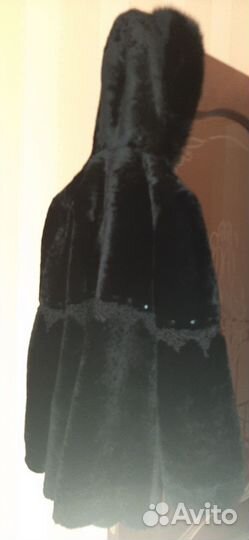 Шуба мутоновая с капюшоном размер 42-44