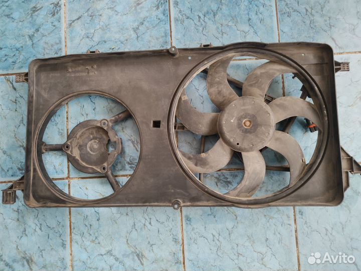 Диффузор радиатора Ford Transit 2.2 2006-2014