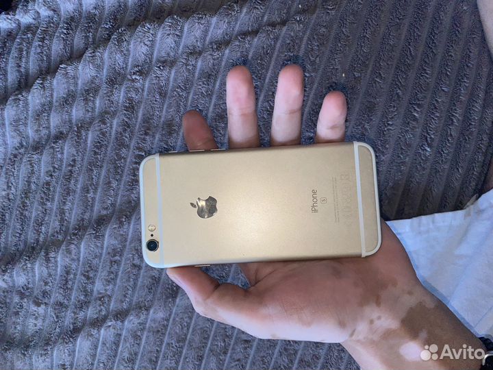 Телефон iPhone 6s