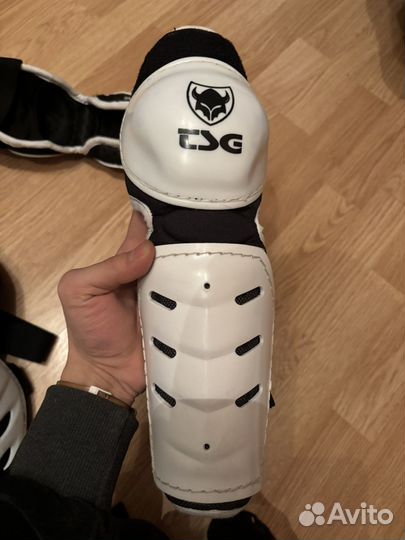 Наколенники и налокотники tsg