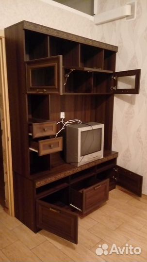 Стенка вместительная