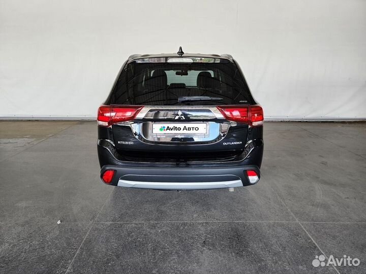 Mitsubishi Outlander 2.4 CVT, 2018, 131 000 км