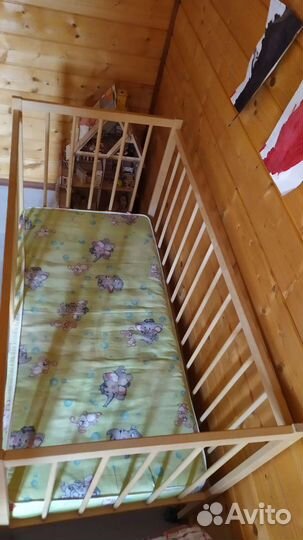 Детская кроватка