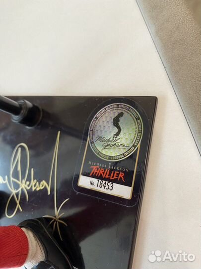 Фигурка Майкла Джексона