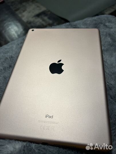 iPad 10.2 2020 Gold 128 Гб