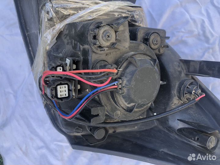 Фара головного света правая Hover