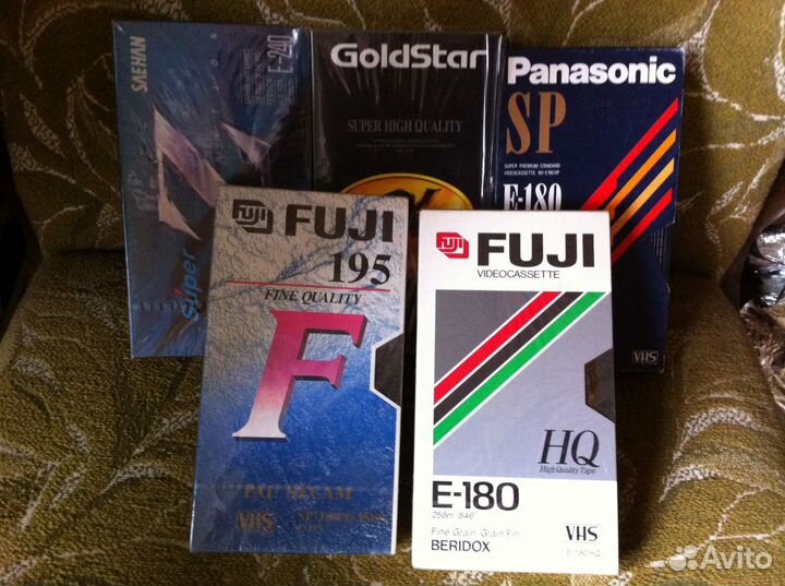 Видеокассеты с записями