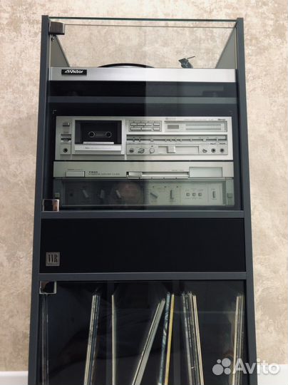 Стойка для аудио аппаратуры VVR Audio