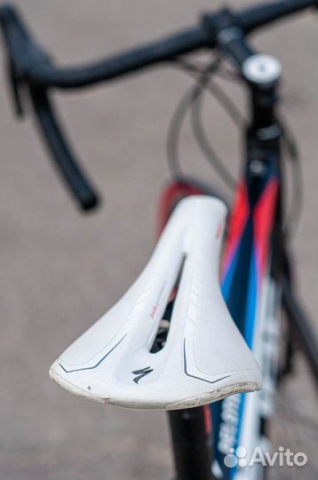 Шоссейный велосипед Cube Peloton