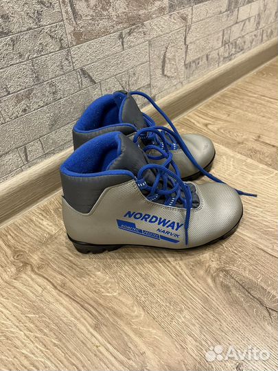 Лыжные ботинки 34 размер nnn