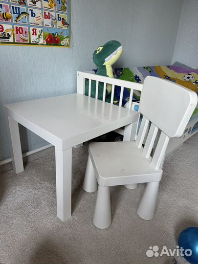 Детский стол и стул IKEA