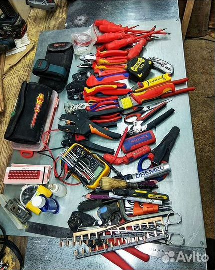 Электрик. Частный мастер. Работаю сам. Не фирма