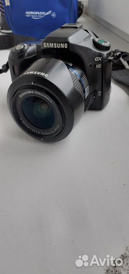 Зеркальный фотоаппарат