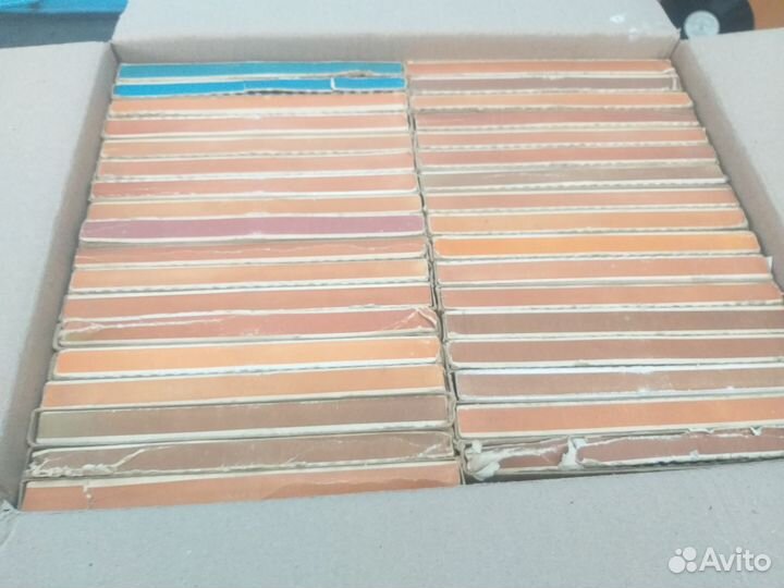 Магнитная лента катушки с записью