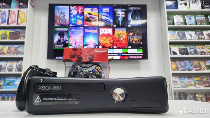 XBox 360 + 2 геймпада