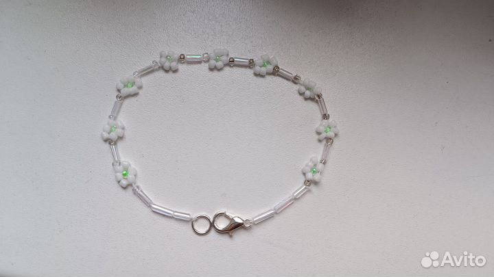 Браслет из бисера