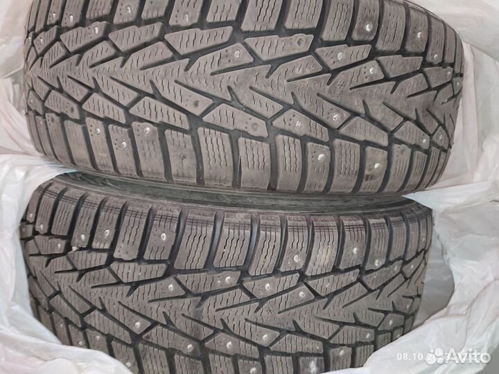 Nokian Tyres Hakkapeliitta 7 205/60 R16