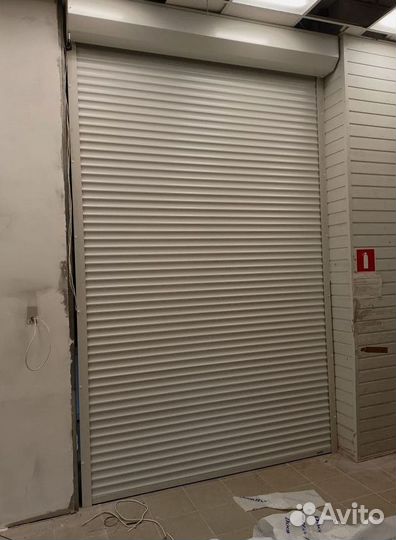 Гаражные секционные ворота с монтажом