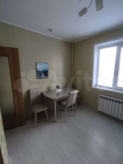 2-к. квартира, 56,6 м², 1/17 эт.