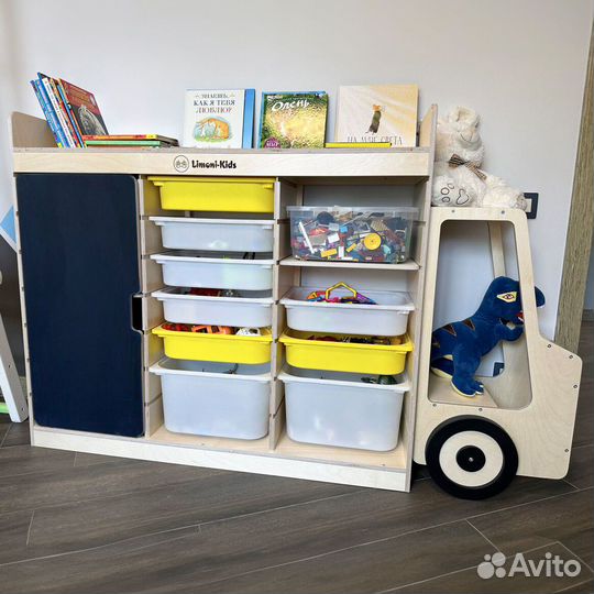 Стеллаж машинка (большая) дверь грифель